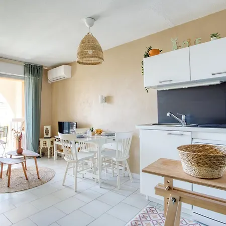 Porte D'hermes - Appt Climatise A 1km De La Plage Апартаменты *